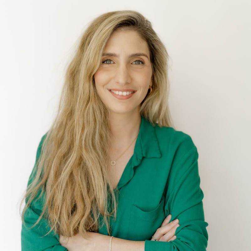 נופר גוטליב